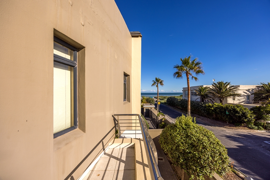 3 Bedroom Property for Sale in Sunset Beach Western Cape
